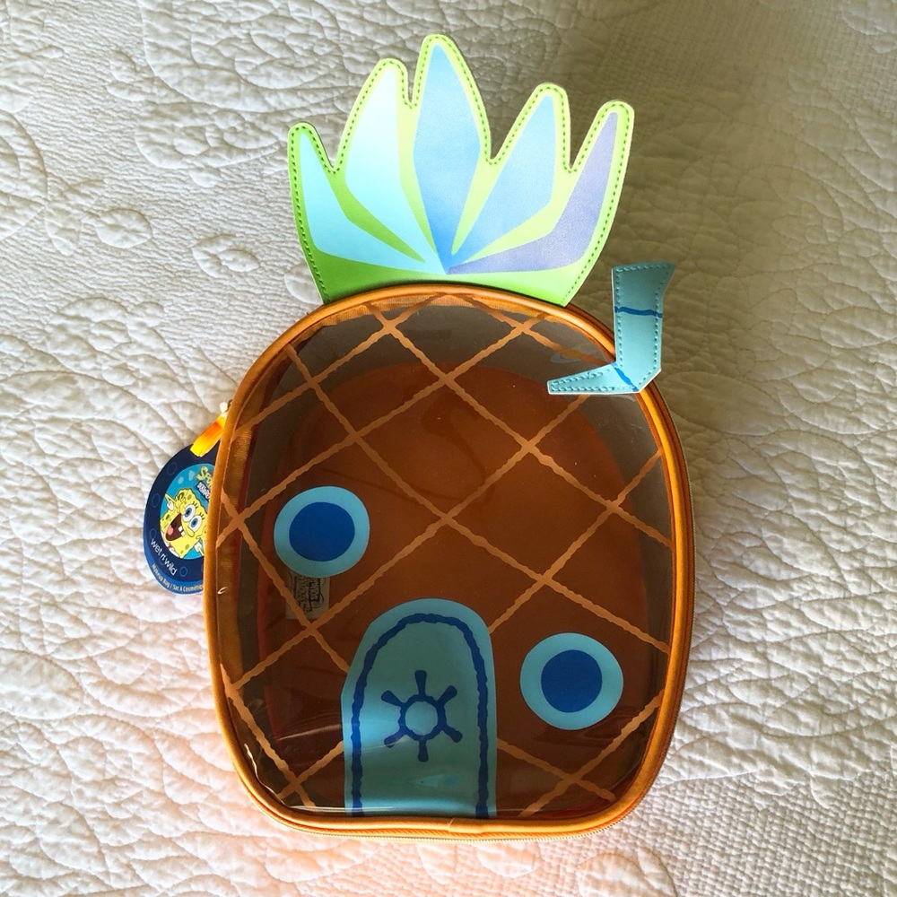 SpongeBob Pineapple House Wet n Wild Makeup Case